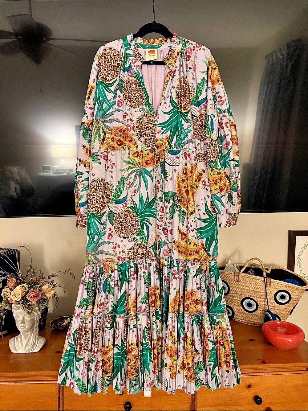 FARM Rio Pineapple Jewelry Long Sleeve Maxi Dress White & Green
